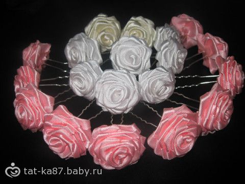Розы на 1 сентября канзаши Розы на 1 сентября канзаши