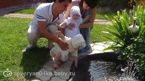 Покрестили близняшек!