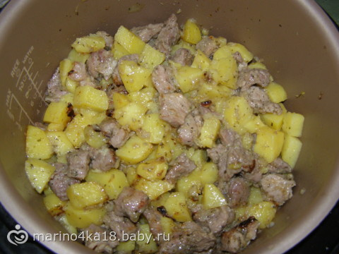 Картошка с мясом по дачному в мультиварке