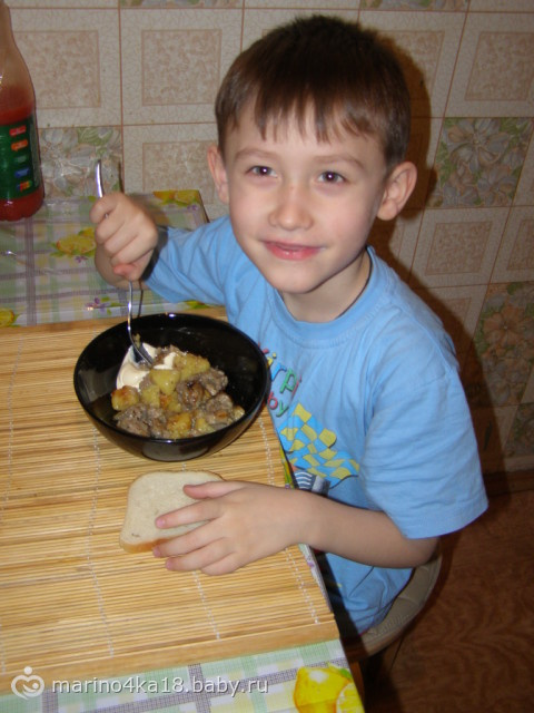 Картошка с мясом по дачному в мультиварке