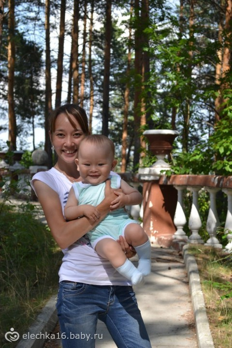 а нам сегодня 11 месяцев)))