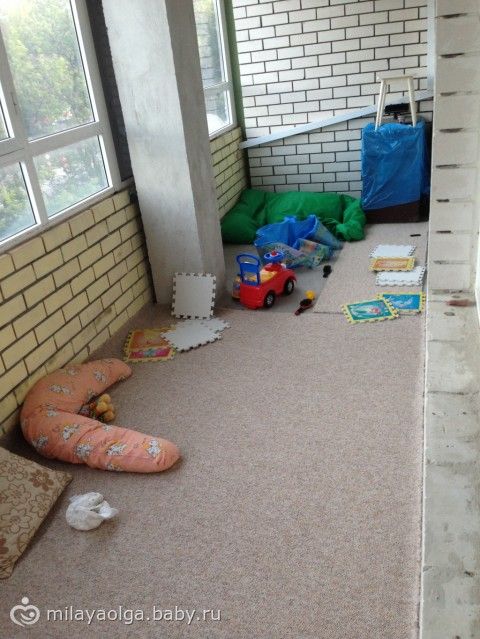 Положили на лоджию ковролин)))(фото).