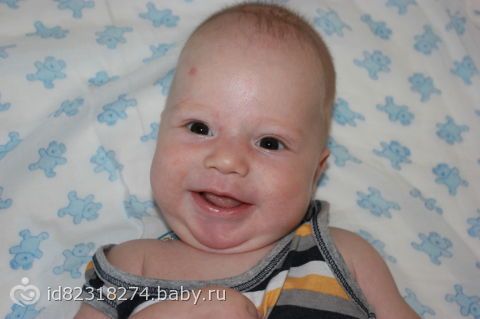 растет сынок=)