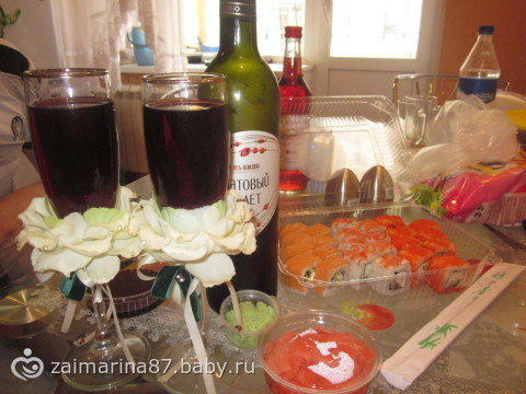 у нас годовщина