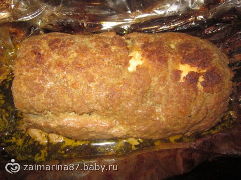 вот такой рулет из фарша вчера приготовила)