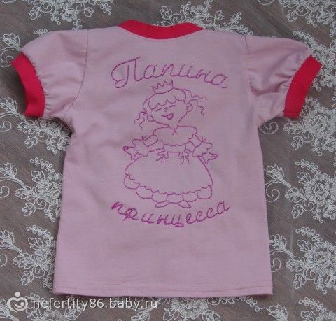 Эээээх… Давайте-ка я еще и похвастаюсь. Еще немного моих вещей на деток. Фото