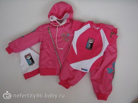 Дошила еще один костюмчик маленькой болельщицы (фото)